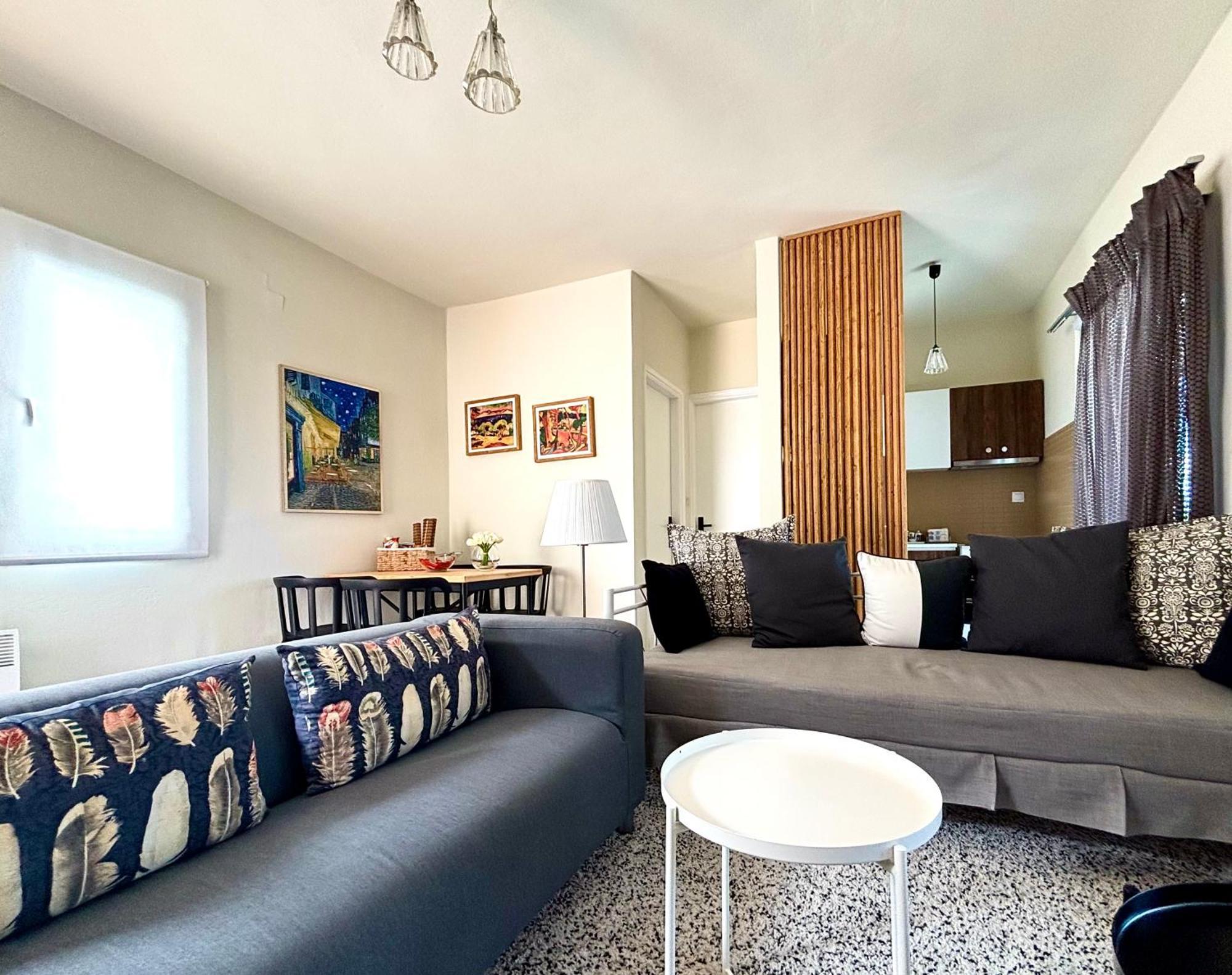 Downtown Apartment Kamena Vourla Extérieur photo